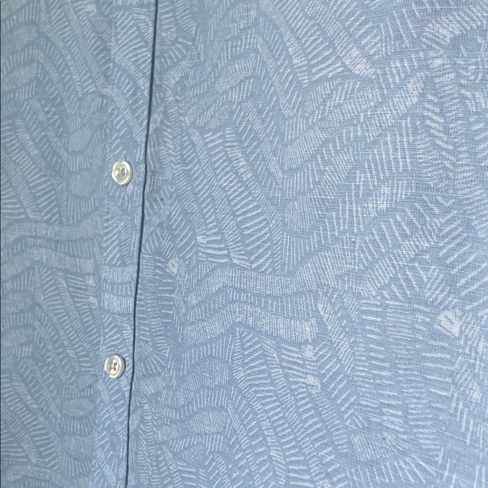 Perry Ellis Blue and White Short Sleeve Linen Blend Button down Size small - Picture 4 of 7